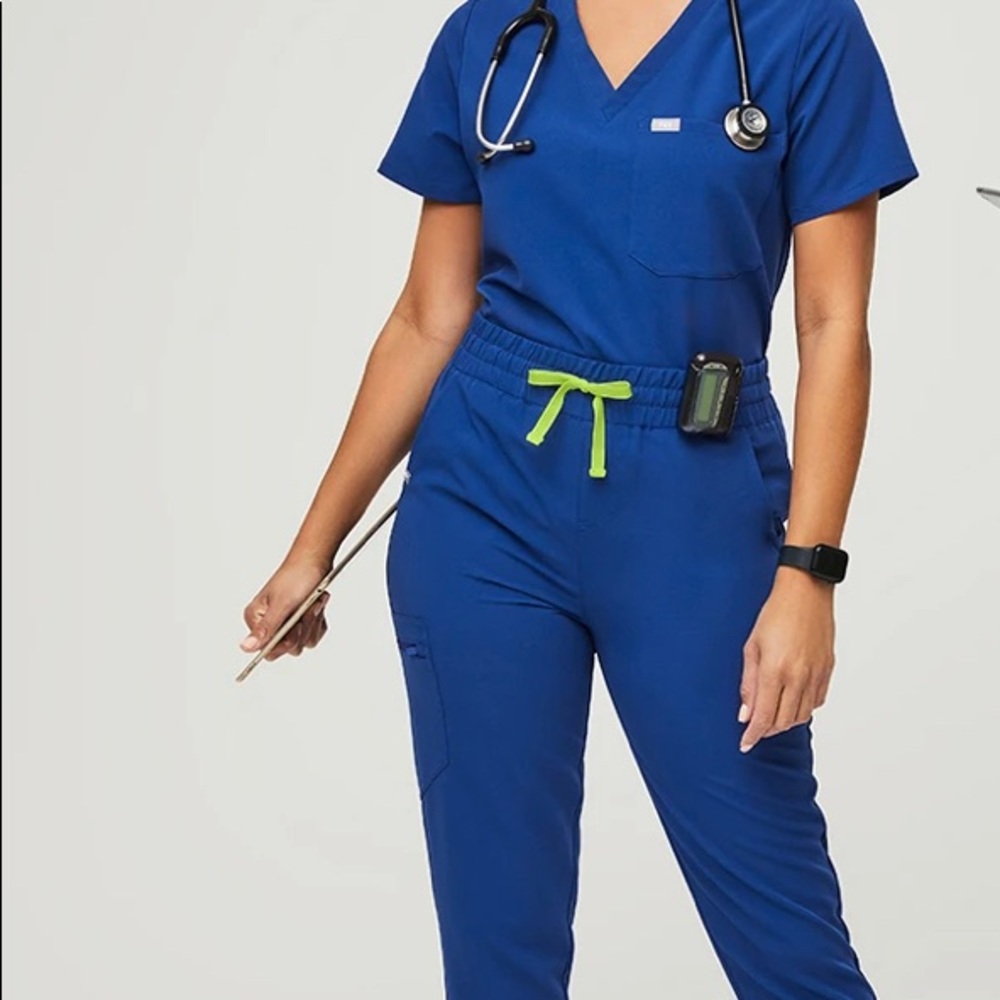 Figs electric blue set